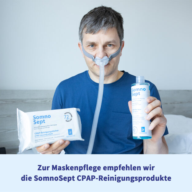 ResMed AirFit P10 CPAP-Nasenpolstermaske getragen 08